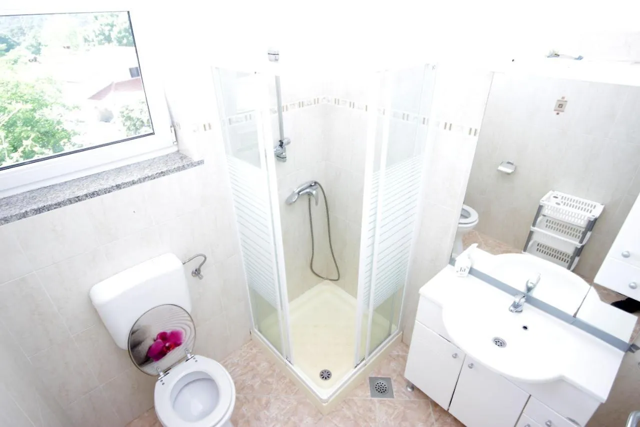 Apartments Fjolla Labin   Labin (Istria)