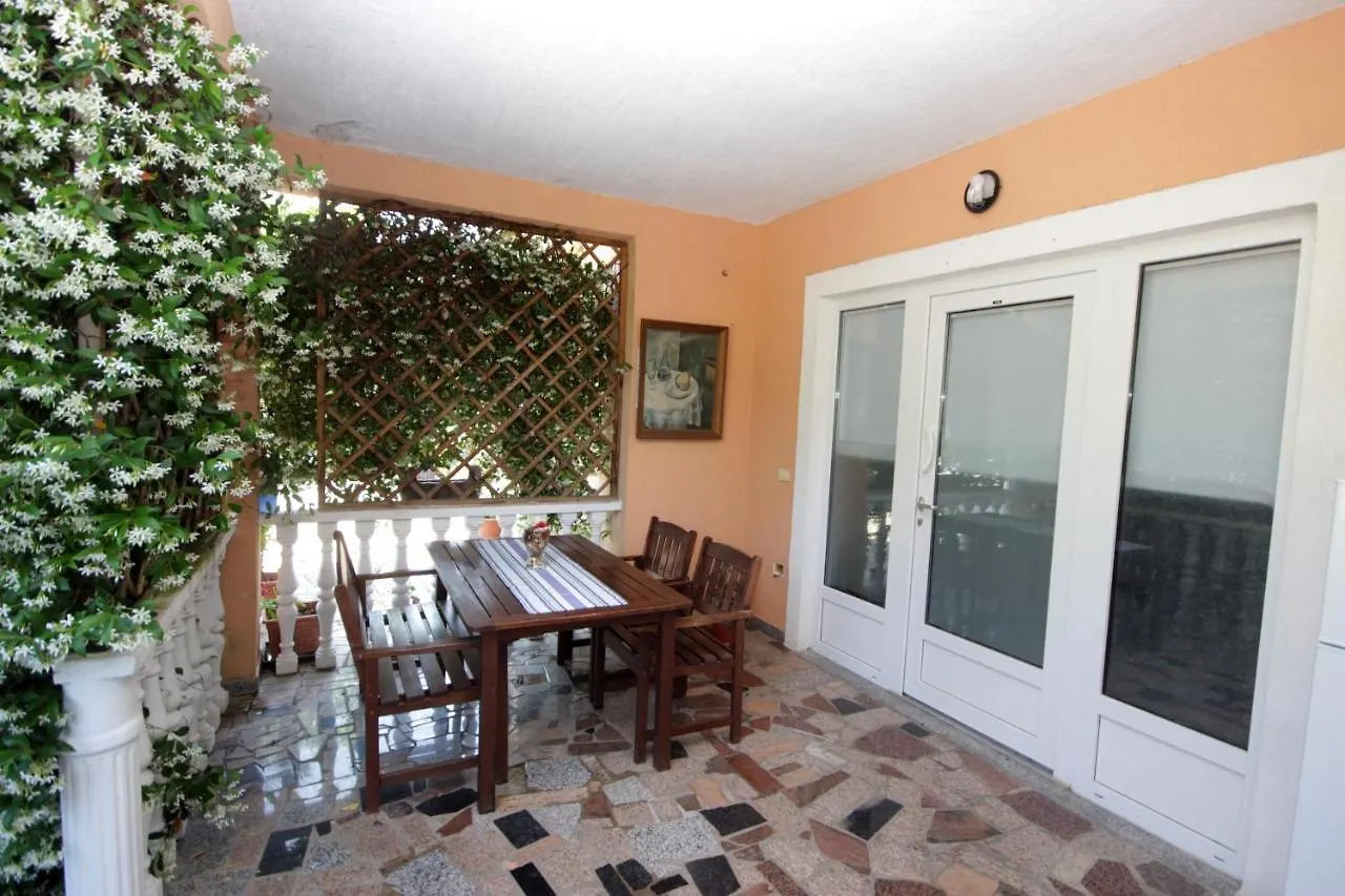 Apartments Fjolla Labin   Labin (Istria)