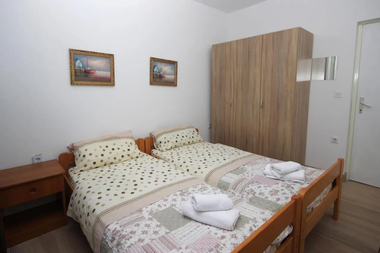 Apartments Fjolla Labin  0*, Labin (Istria)
