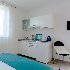 Studio Stella Apartment